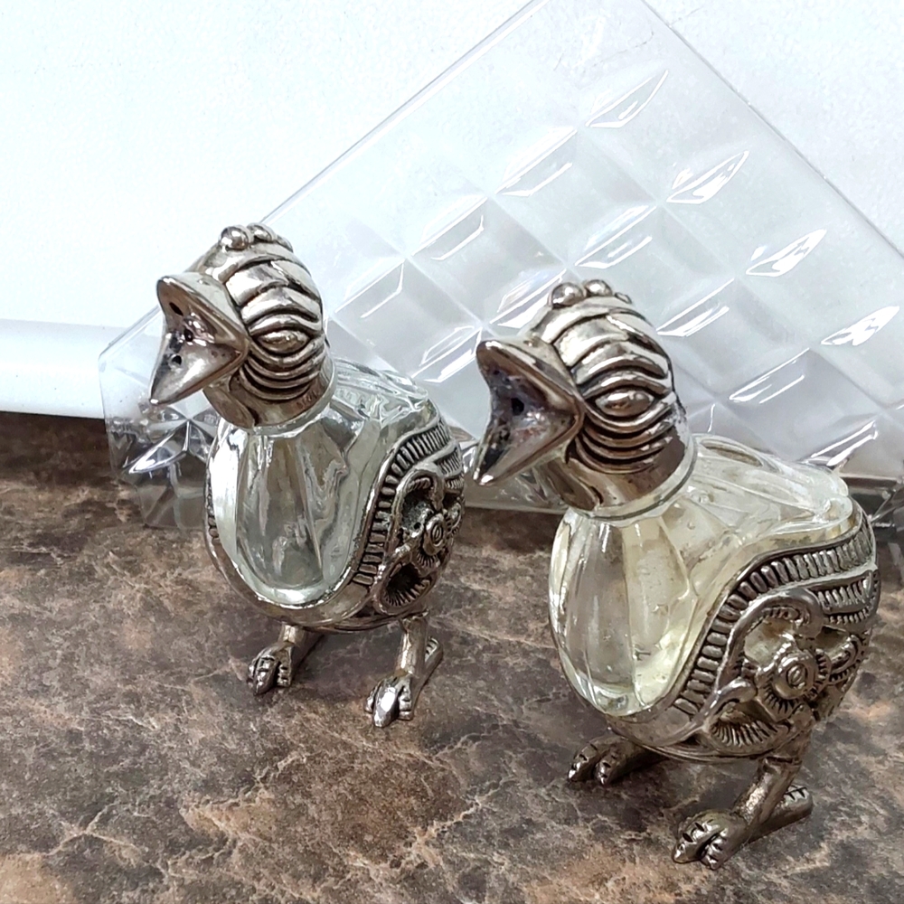 VINTAGE GODINGER SILVER & CRYSTAL SHAKER CHICKS SET